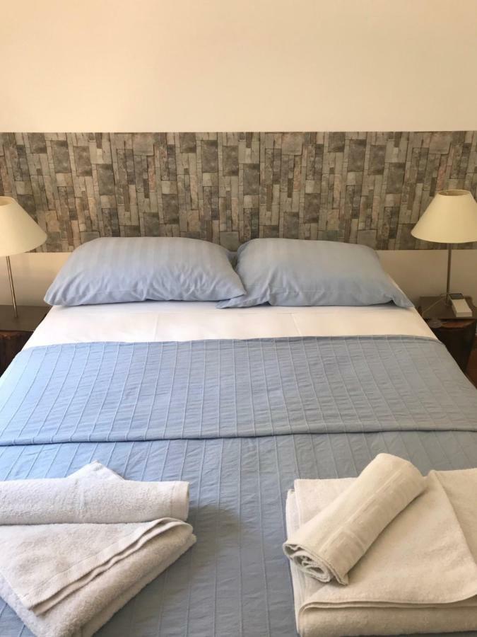 Appartements La Fossette Plage Le Lavandou Esterno foto